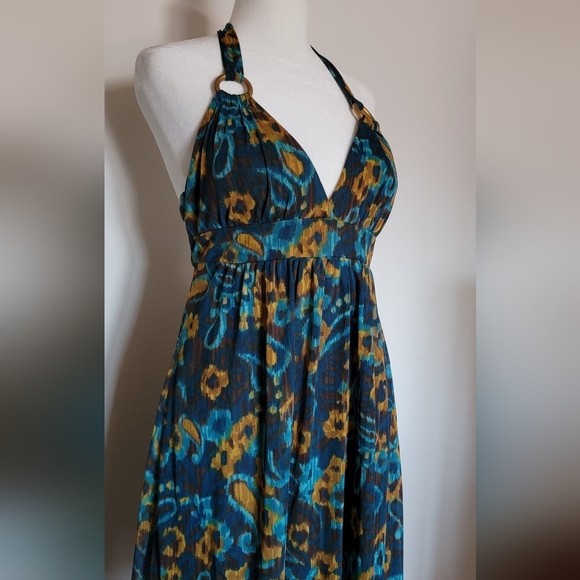 Dress - Picture 3 of 8